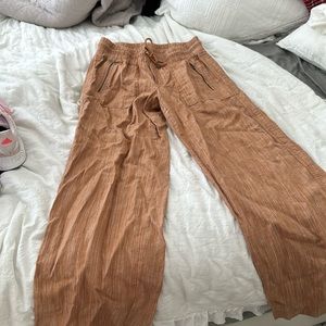 Athleta linen pants , size 6, worn once